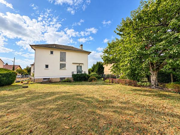 Maison 6 pieces varennes-vauzelles 2h30 Paris terrain 757m2  ecoles commerces