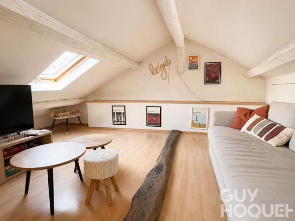 Versailles Notre-Dame Duplex de charme rénové avec mezzanine 73 m² au sol/43 m² Carrez