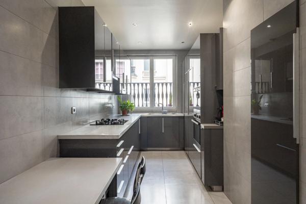 Appartement Paris 9e - PETITES ÉCURIES / FAUBOURG POISSONNIÈRE