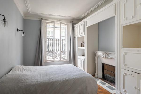 Appartement Paris 9e - PETITES ÉCURIES / FAUBOURG POISSONNIÈRE