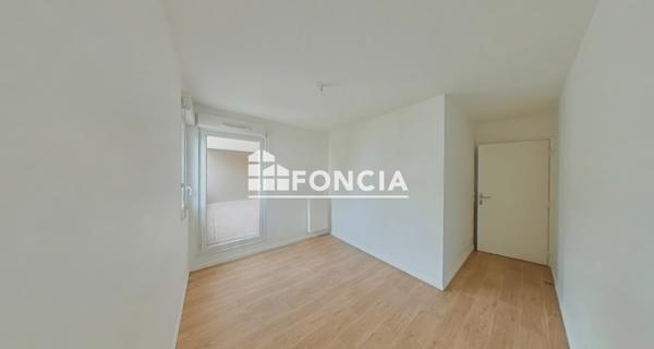 Location Appartement 3 pièces 64.9 m² - Saint-denis 93200