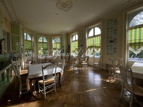 Propriete à vendre 25 pièces proche de POITIERS (86)