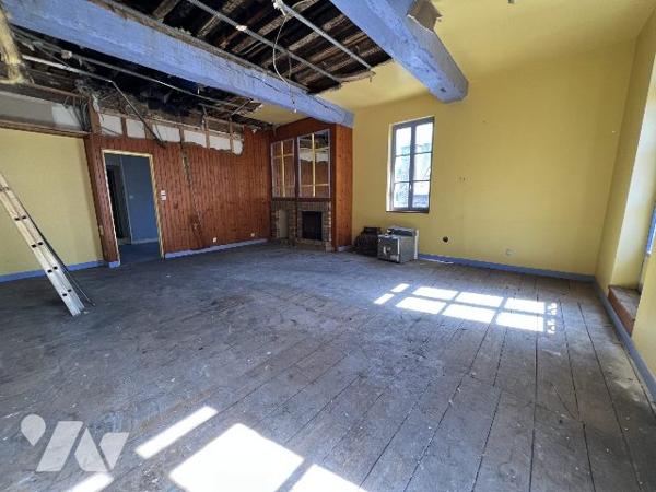 MAISON DE BOURG A VENDRE