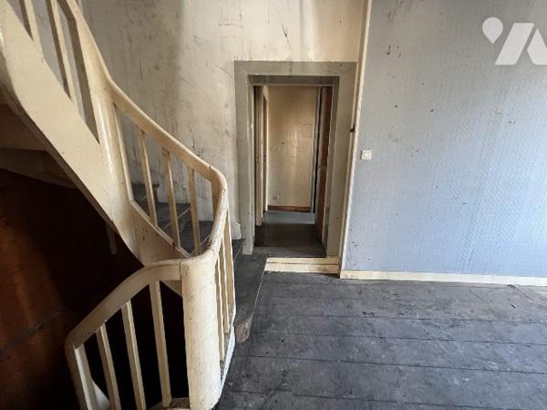 MAISON DE BOURG A VENDRE