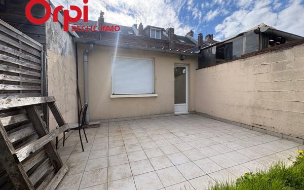 Immeuble à vendre    6 pièces • 85 m2 Amiens