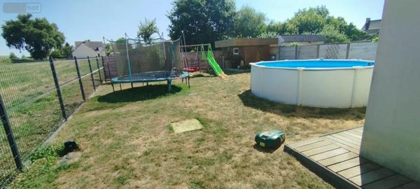 Location - Maison Val-d'Izé 35450 4 pièces 104 m 2 617 m 2