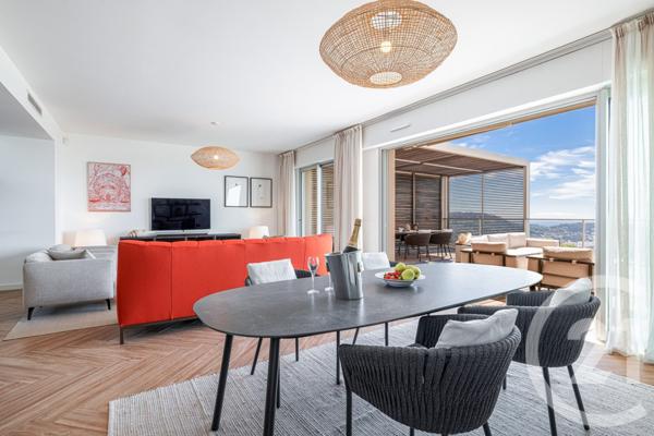 Appartement F5 à vendre  5 pièces - 171,48 m2 NICE - 06