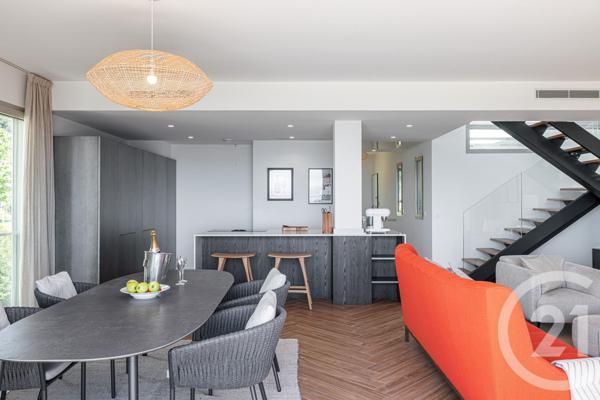 Appartement F5 à vendre  5 pièces - 171,48 m2 NICE - 06