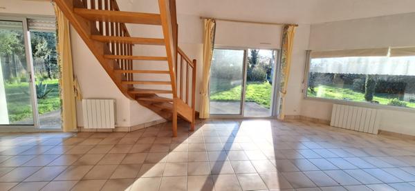 Fouesnant, jolie maison de 4 chambres sur un beau terrain de 1500 m² !