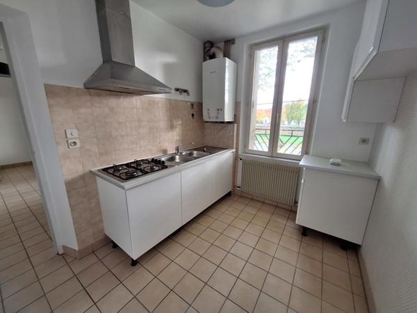 Immeuble à vendre |  Montluçon |  320 m²