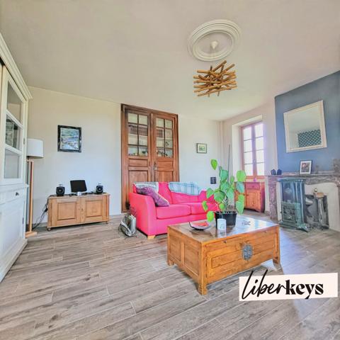 Authentique corps de ferme du Ségala avec cour intérieure – 6 hectares – potentiel gîtes exceptionnel