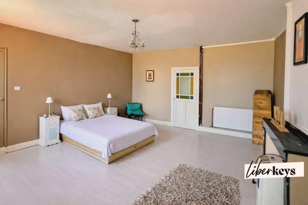 Authentique corps de ferme du Ségala avec cour intérieure – 6 hectares – potentiel gîtes exceptionnel