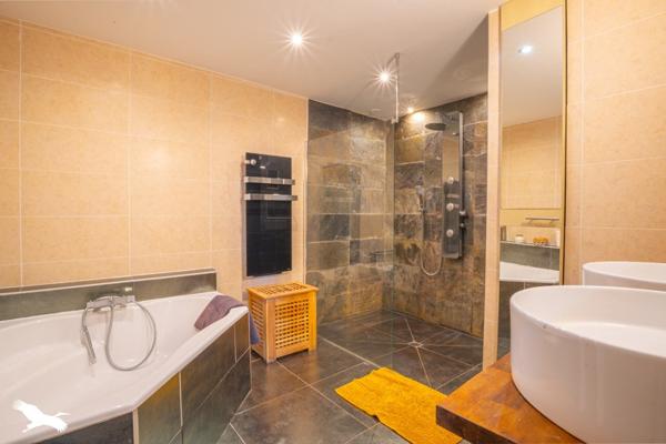 Appartement à vendre 399 000 € Cenon 4 p 117 m² DPE C