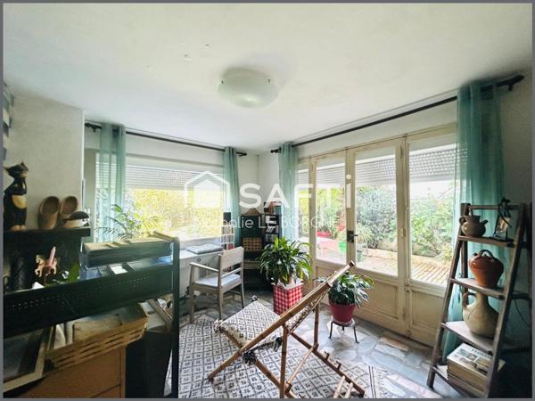 Joli pavillon avec garage et jardin