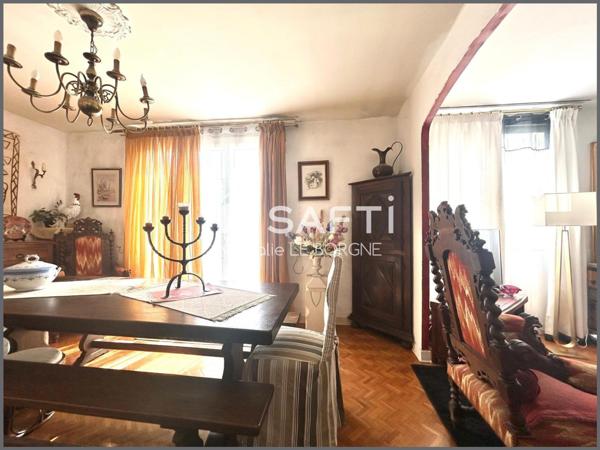 Joli pavillon avec garage et jardin