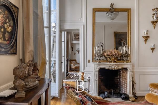 Paris 7ème, Appartement 2 Chambres -  93 m² à vendre