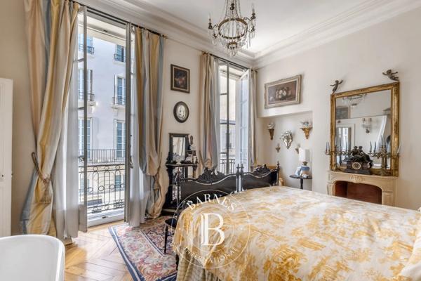 Paris 7ème, Appartement 2 Chambres -  93 m² à vendre