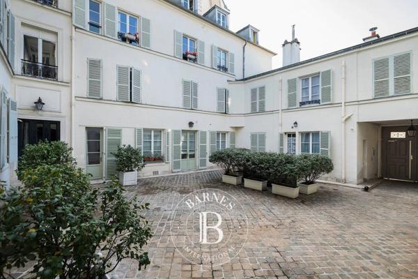 Paris 7ème, Appartement 2 Chambres -  82 m² à vendre