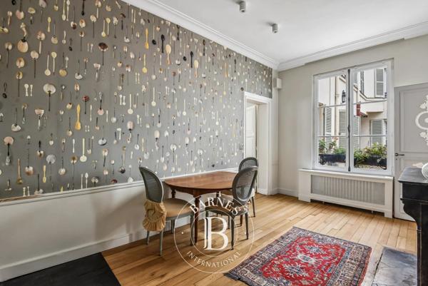 Paris 7ème, Appartement 2 Chambres -  82 m² à vendre