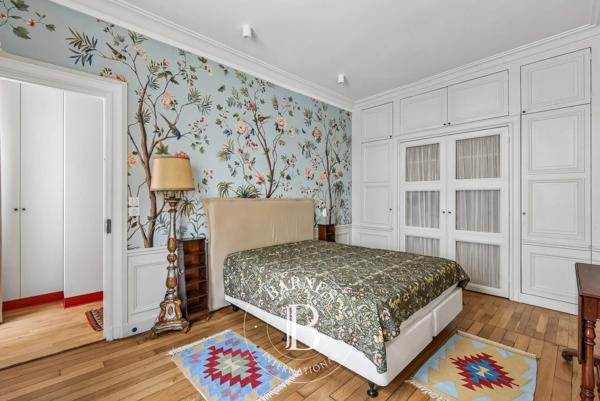 Paris 7ème, Appartement 2 Chambres -  82 m² à vendre