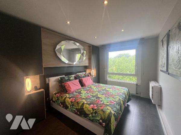 BOULOGNE-SUR-MER
Notre Service Immobilier vous propose cet appartement de standing au sein d'u...