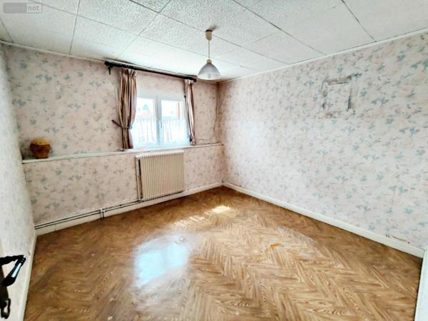 Maison à vendre à Hirson dans l'Aisne (02500), ref : 100533001