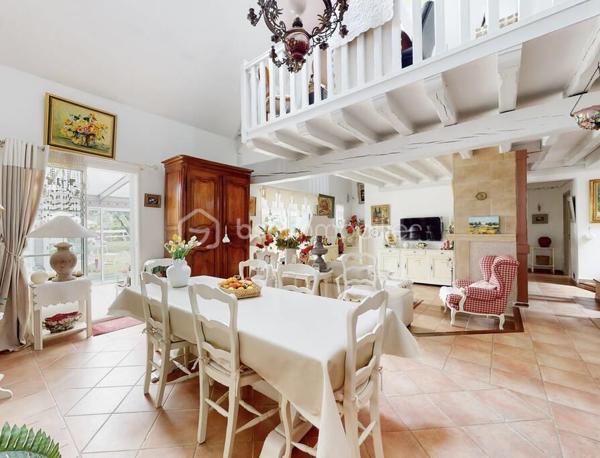 Maison d architecte de 231 m²