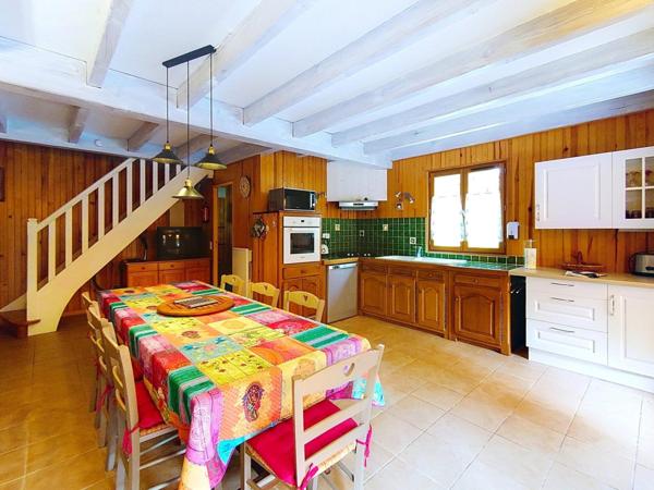 Maison + gîte indépendant dans un écrin de verdure