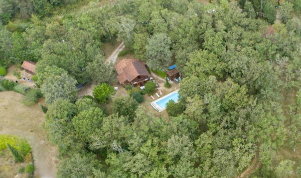Maison + gîte indépendant dans un écrin de verdure