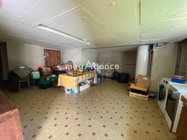 Maison à VIMOUTIERS, 61120 - 9 pièces 193m²