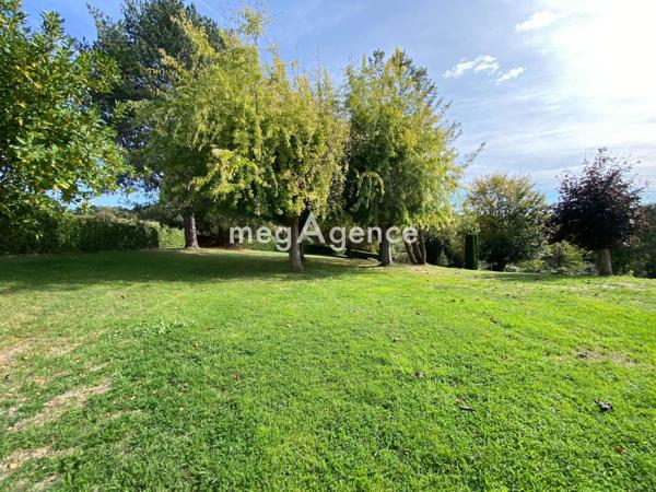 Maison à VIMOUTIERS, 61120 - 9 pièces 193m²
