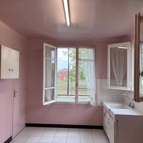Pavillon sur sous-sol total et combles aménageables