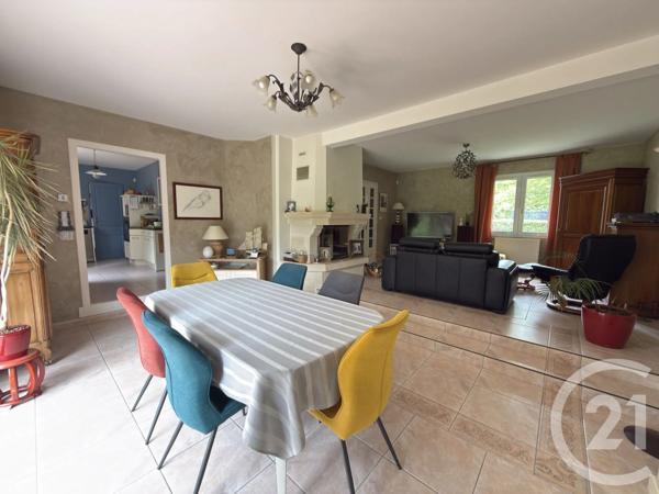 Maison à vendre  5 pièces - 145,10 m 2   LA GUIERCHE  - 72
