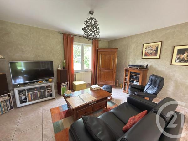 Maison à vendre  5 pièces - 145,10 m 2   LA GUIERCHE  - 72
