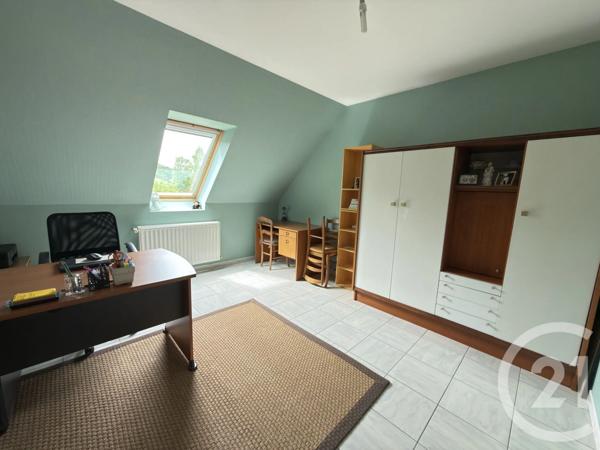 Maison à vendre  5 pièces - 145,10 m 2   LA GUIERCHE  - 72