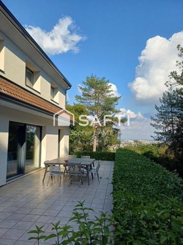 Proprièté unique Dijon 5 minutes de la Gare SNCF