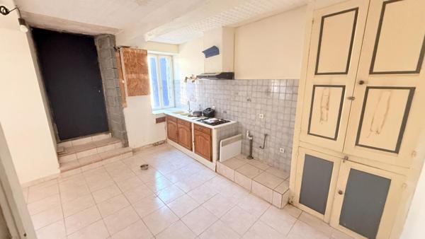 EXCLUSIVITE !! IDEAL INVESTISSEMENT LOCATIF ! MAISON DE VILLAGE 10 MINUTES CARCASSONNE