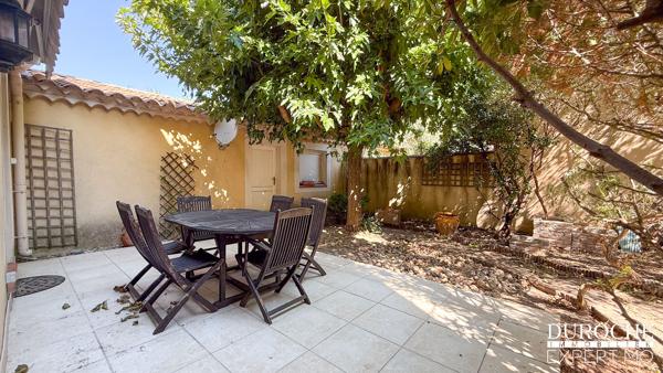 Orange proche centre ville, Maison de ville 4 chambres avec jardin, terrasse et double garage