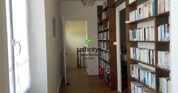Maison
         7 pièces
        - 208 m²