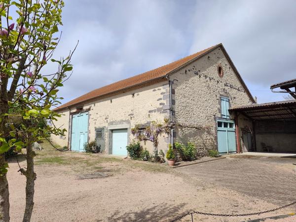 Propriété de 8 pièces avec grange