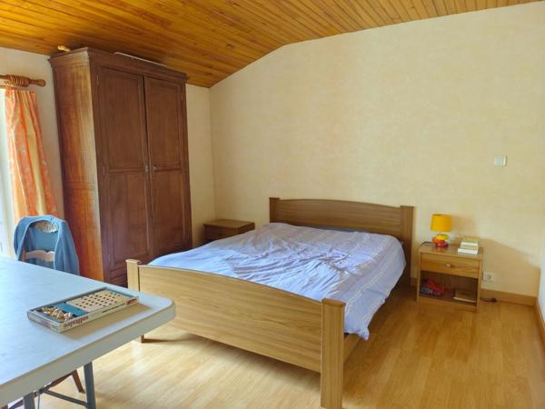 Propriété de 8 pièces avec grange