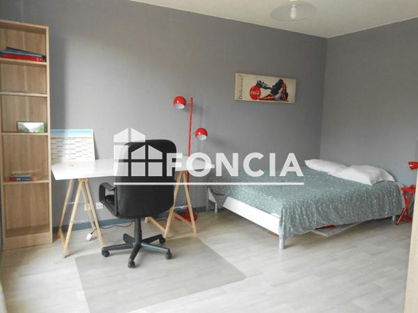 Location Studio 24.07 m² - 93-99 RUE CHARLES LEGENDRE Limoges 87000