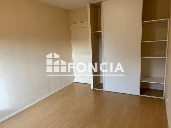 Location Appartement 2 pièces 45.27 m² - 9 RUE ALPHONSE DAUDET Niort 79000