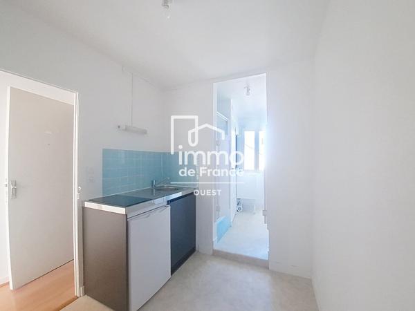 Appartement Evron 1 pièce(s)