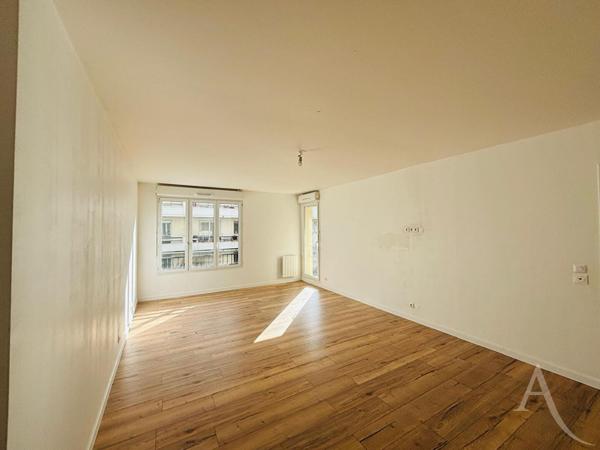 Appartement F4 Bord de Seine - MANTES-LA-JOLIE