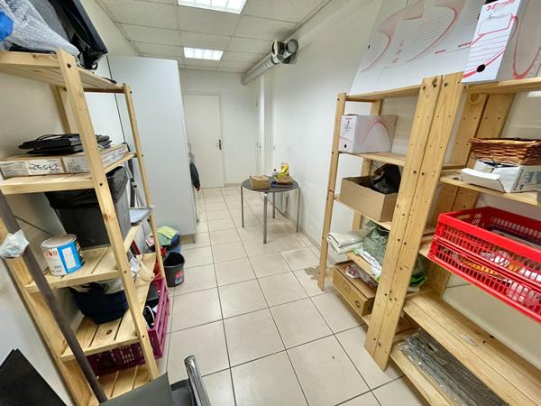 A LOUER - VERTOU PROCHE BOURG - LOCAL COMMERCIAL D'ENVIRON 50 M²
