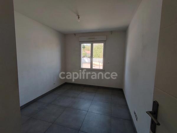 Maison à vendre 5 pièces JOIGNY (89) plain pied de 2018  3 chambres Garage Terrain de 800 m2