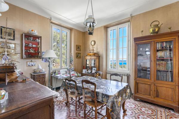 Maison de Maître sur l'eau avec accès mer