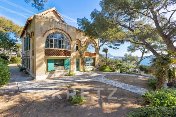 Maison de Maître sur l'eau avec accès mer