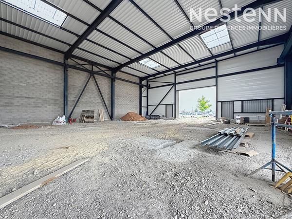 Local industriel 480 m² 9 m sous plafond